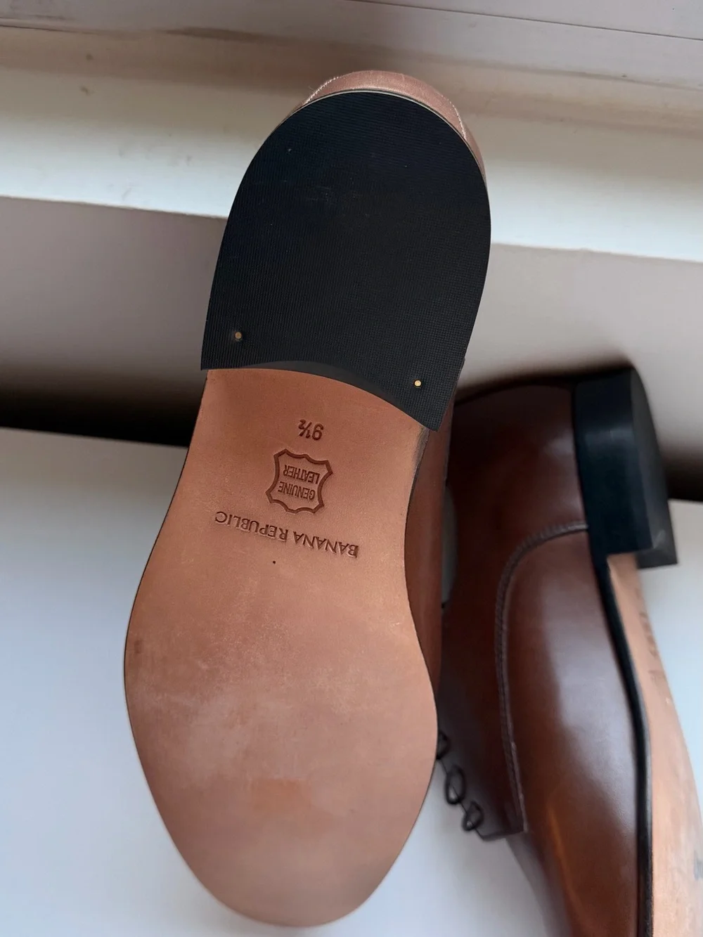 Banana Republic Men's Brown Leather Derby Shoes